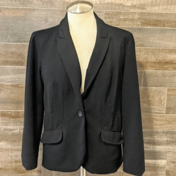 Chico's Jackets & Blazers - Chico's black blazer/jacket Size 1